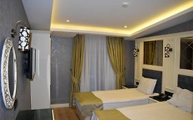 Grand Pamir Hotel